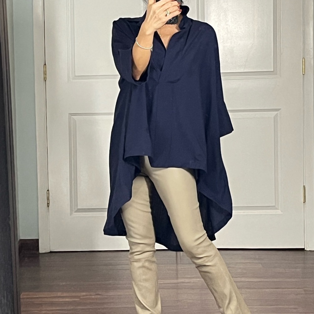 Manrico Cashmere split neck high low top blouse size M